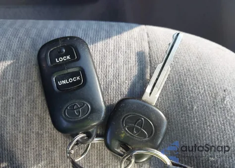 2007 Toyota Corolla Ce/Le/S из США, поврежденный, VIN 1NXBR32E07Z781934